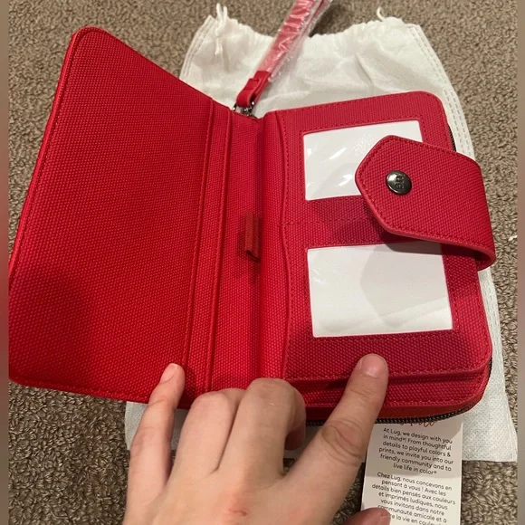 LUG Foxtrot Matte Luxe VL RFID Wallet
Ruby Red NWT - Picture 5 of 9